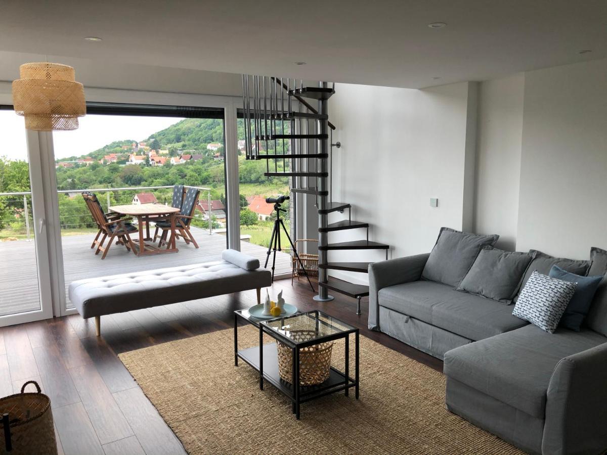 Villa Panorama & Vino Szigliget Extérieur photo