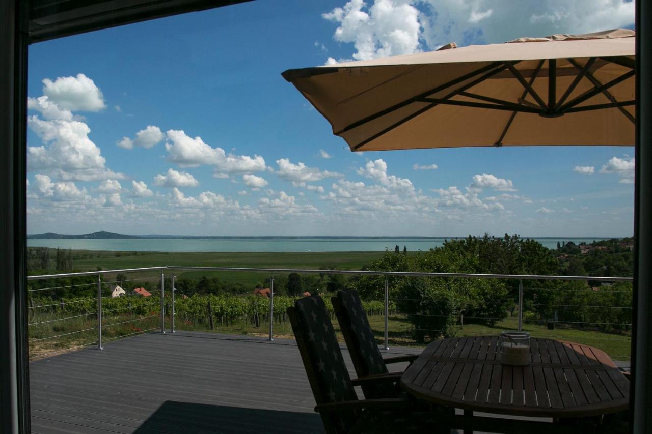 Villa Panorama & Vino Szigliget Extérieur photo