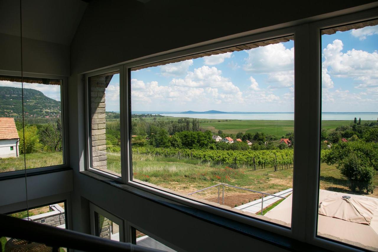 Villa Panorama & Vino Szigliget Extérieur photo