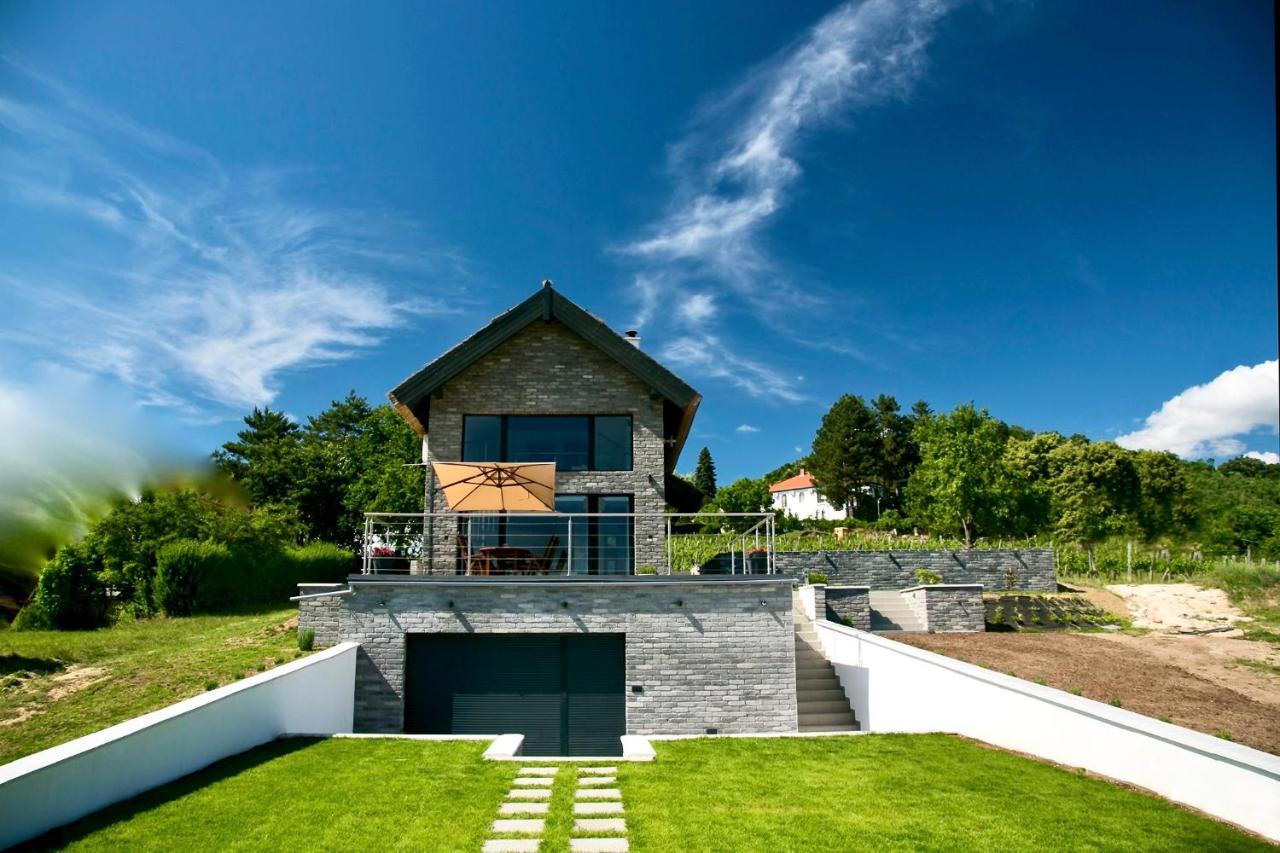 Villa Panorama & Vino Szigliget Extérieur photo